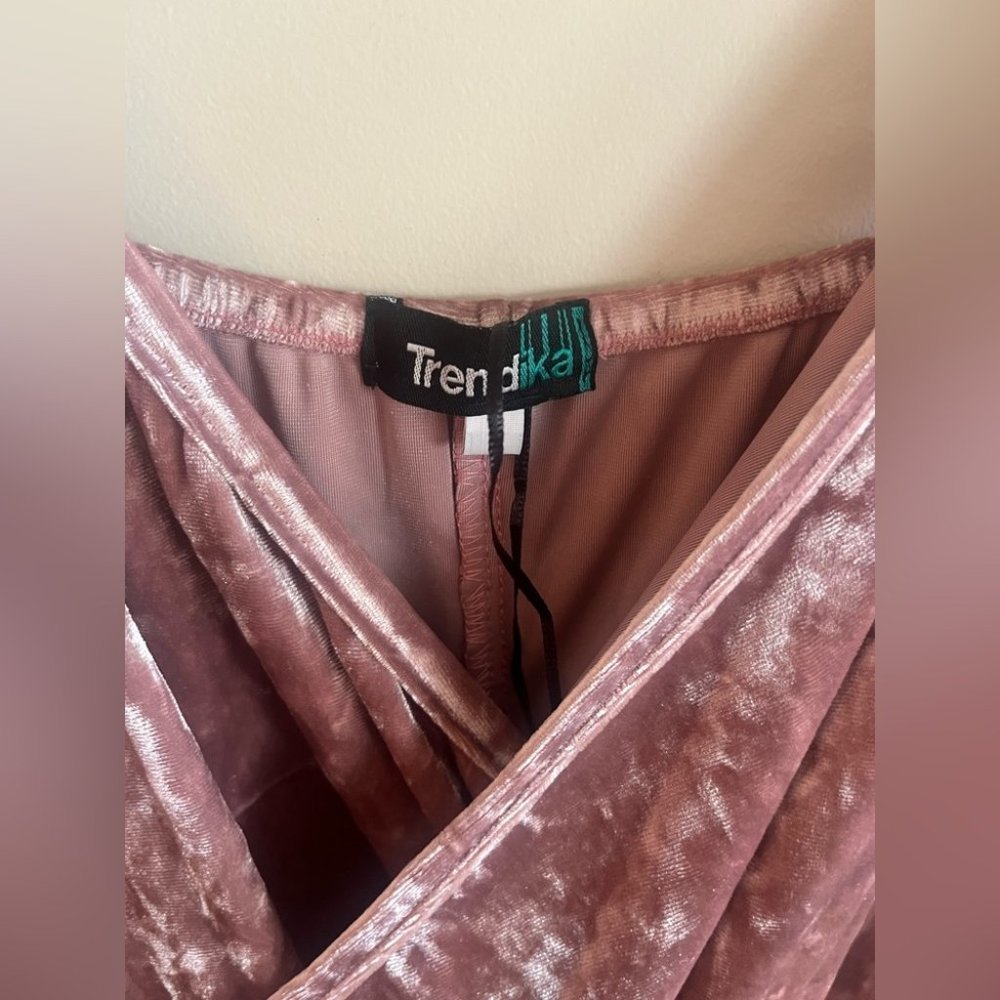 Pink  Velvet Midi Dress - Picture 5 of 11